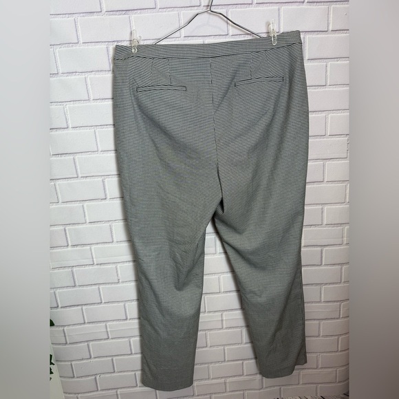 Talbots Women's Pants Size 10 Black & White Check Print - Picture 8 of 10